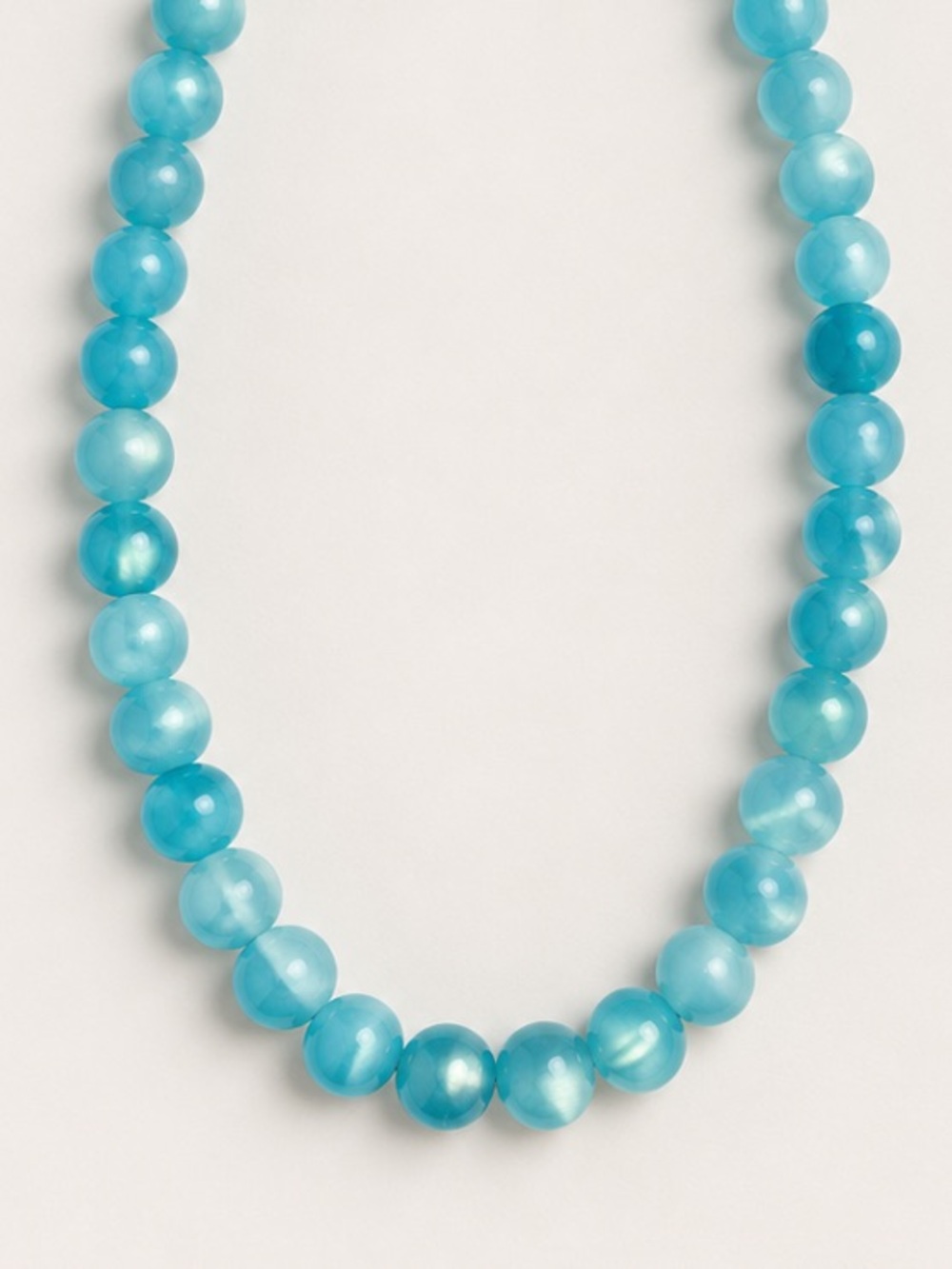 New! Preppy Blue Beaded Necklace NWOT 1049